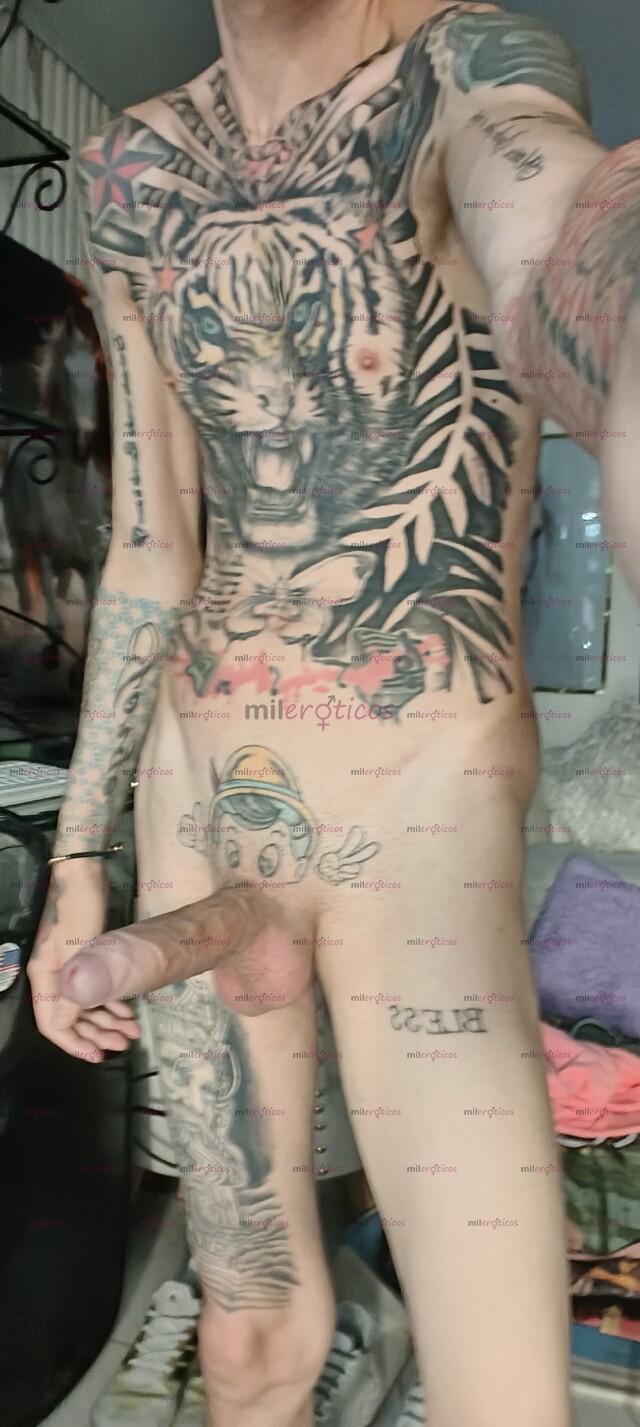 FOTOS DE FLACO VERGON BLANCO TATUADO LECHERO MORBOSO