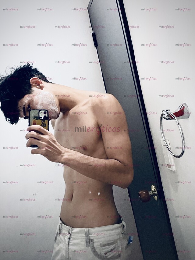 FOTOS DE JOVEN, XL 22CM, DOTADO, DELGADO , CACHONDO Y DISPONIBLE