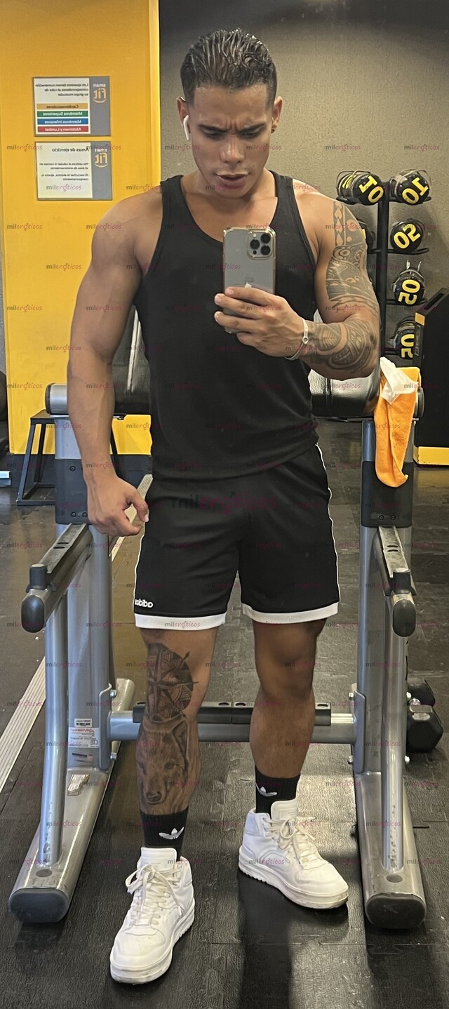 FOTOS DE CHICO ATLÉTICO POLLON MUY CALIENTE BUEN CULO