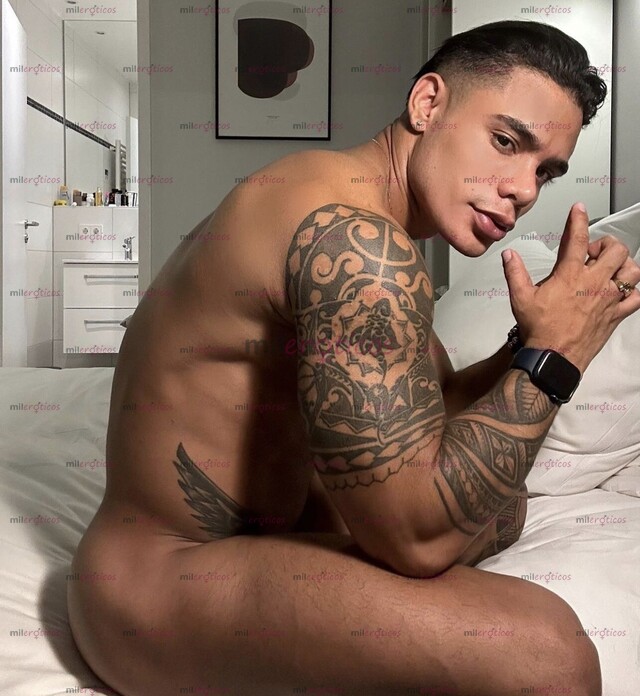 FOTOS DE CHICO ATLÉTICO POLLON MUY CALIENTE BUEN CULO