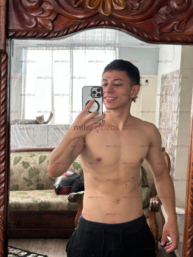 FOTOS DE LÍNEA EXCLUSIVA DE CONTENIDO PERSONALIZADO