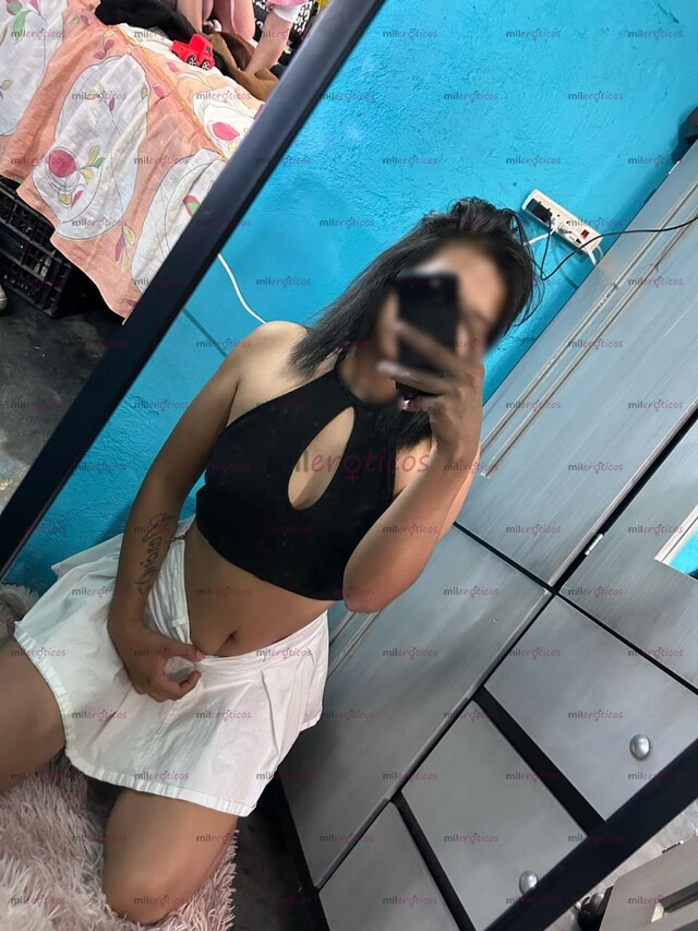 FOTOS DE NICKY CON GANAS DE COSAS CALIENTES Y SUCIAS CONTIGO