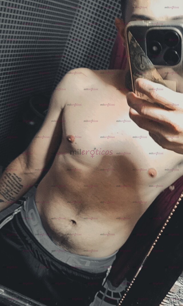 FOTOS DE HOLA BABY ME LLAMO ALEJANDRO DISPUESTO A CUMPLIR TUS FANTASIAS