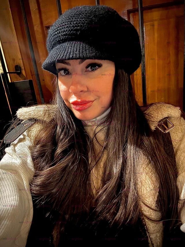 FOTOS DE TU PUTA CACHONDA , SERE TU JUGUETE FAVORITO RICA MILF LISTA PARA SACARTE LA