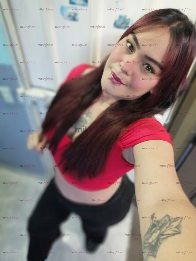 FOTOS DE CAMILA CHICA EXTROVERTIDA, PARCHADA Y RELAJADA