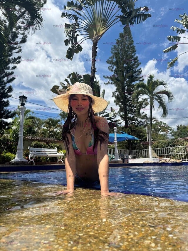 FOTOS DE DELICIOSA FLACA CULONA CON GANAS DE UNA POLLA GORDA, LLAMADAS DESDE 10K
