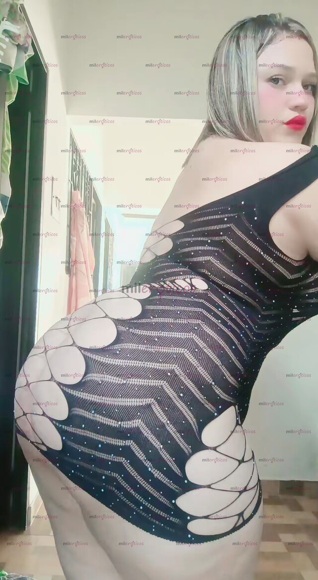 FOTOS DE EXPECTACULAR MONA VOLUPTOZA TODA UNA PERRITA TRAGONA DE TU VERGA