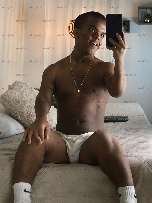 FOTOS DE JOVEN DE 23 AÑOS PASIVO..DISPUESTO A CUMPLIR TÚS DESEOS Y FANTASÍAS