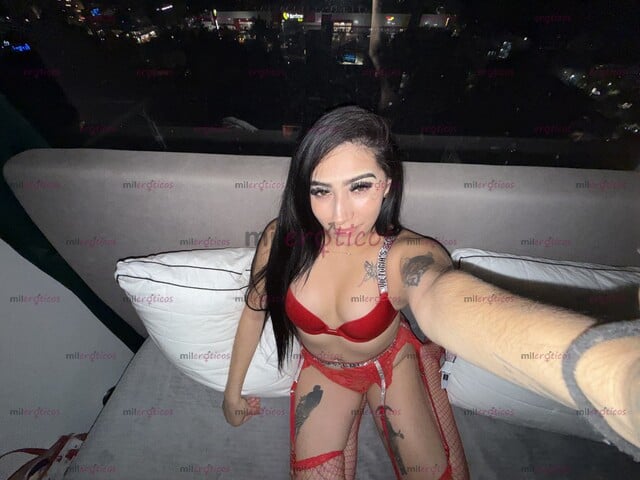 FOTOS DE HOLA SOY AZUL UNA CHICA PEQUEÑA QUE TE VA A CUMPLIR TUS FANTASÍAS