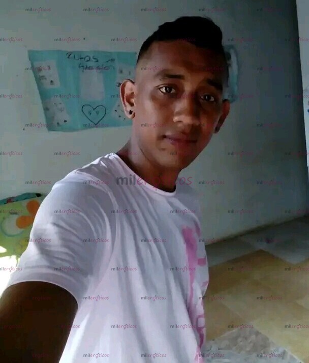 FOTOS DE VERGON 23 CM MUY ARRECHO BUENA GENTE SI GUSTAS Y ME GUSTA CHUPAR CULO