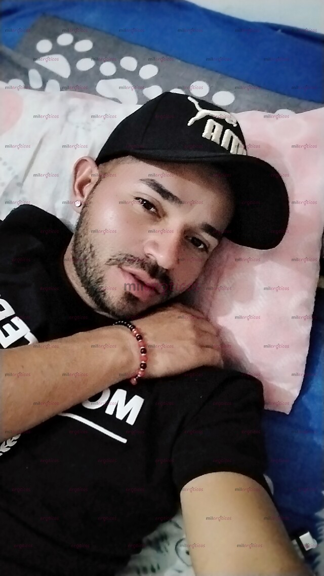 FOTOS DE HOMBRE JOVEN COLOMBIANO ARRECHO PARA MUJER