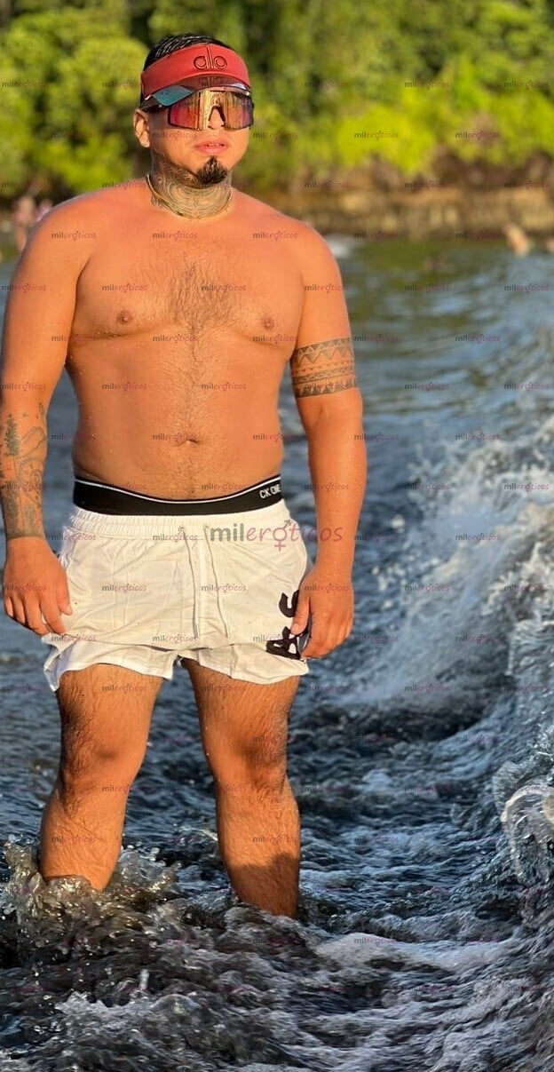 FOTOS DE VEN Y DISFRUTA DE UN POLLO MACHO VARONIL TATUADO EN TU CIUDAD
