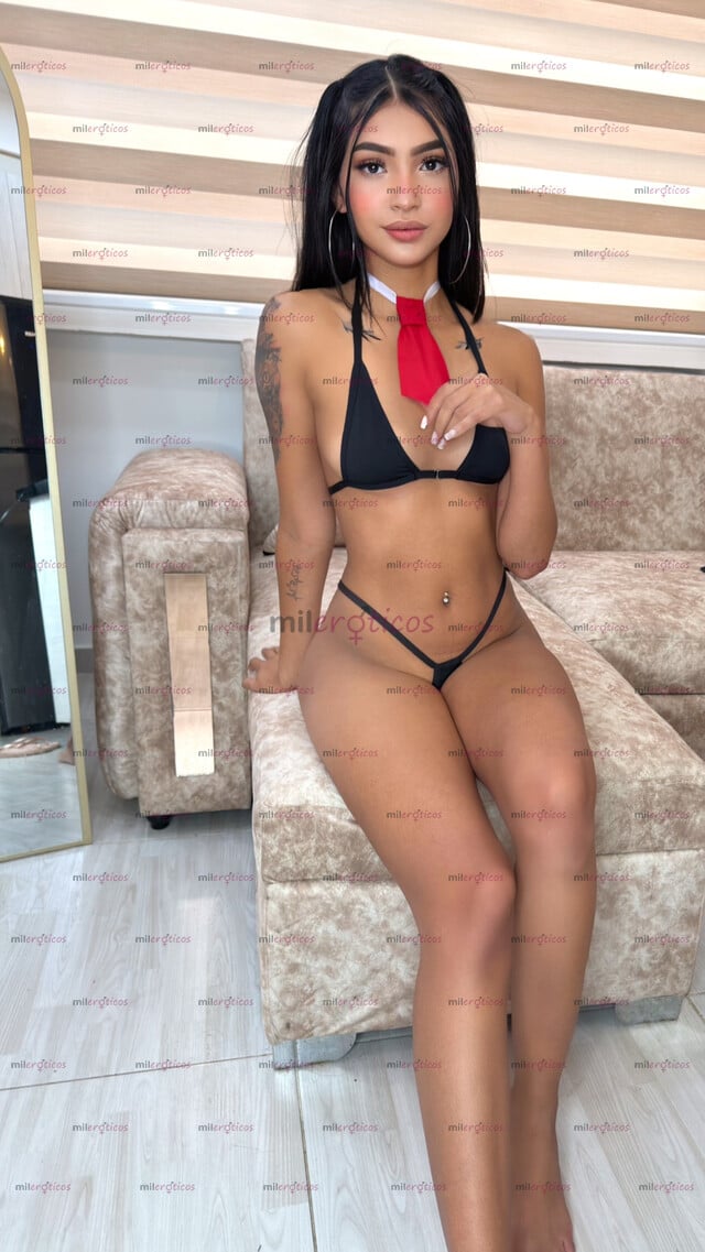 FOTOS DE MELANY POLLITA 18 AÑITOS TIERNA CARIÑOSA FOGOSA ESTRECHITA LISTA PARA TI