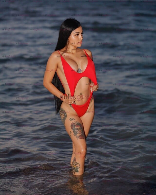 FOTOS DE SAMANTA FOGOSA CON TODO EN SU LUGAR JOVEN Y BUENA ONDA PECHOS 100% NATURALES