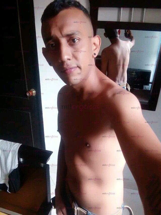 FOTOS DE MAN VERGON 23 CM EN LA CIUDAD BUSCA PASIVOA TRAGONES