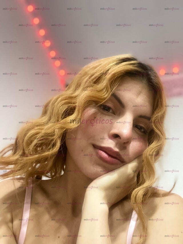 FOTOS DE RUBIA DE OJOS VERDES CALIENTE LINDA Y ENCANTADORA DISPUESTA A COMPLACETE