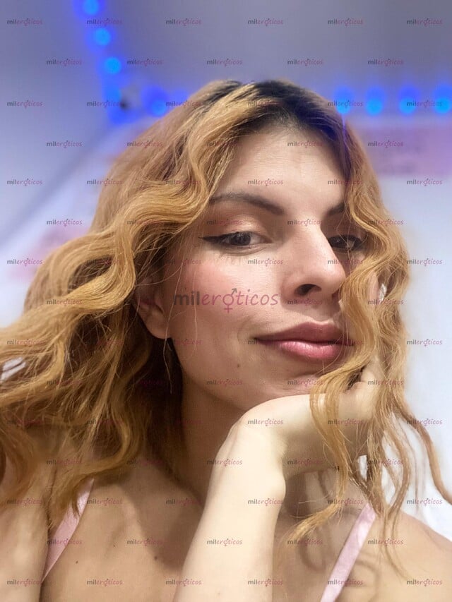 FOTOS DE RUBIA DE OJOS VERDES CALIENTE LINDA Y ENCANTADORA DISPUESTA A COMPLACETE