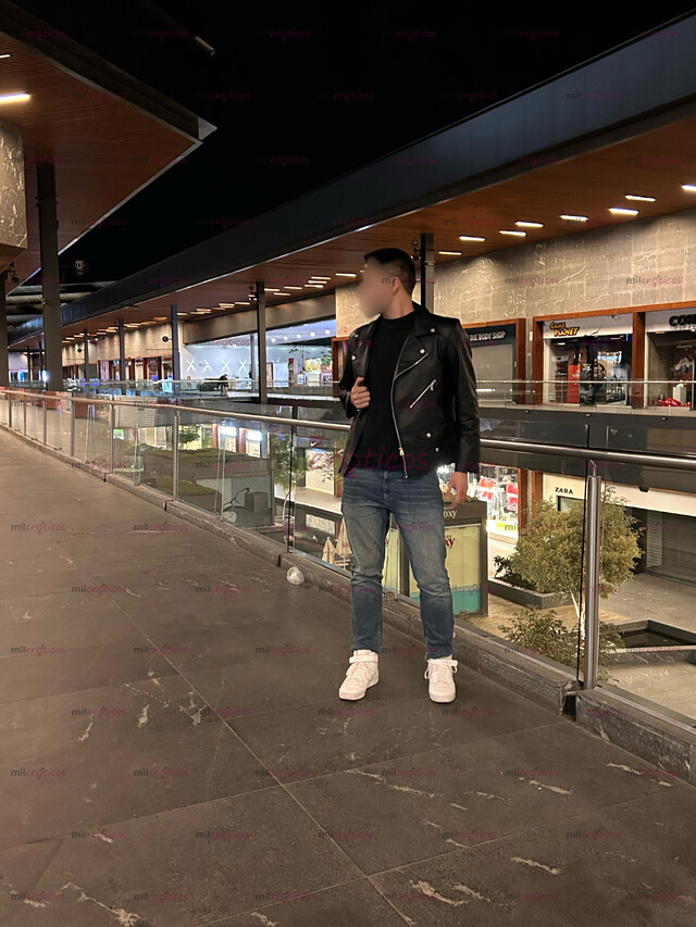 FOTOS DE SANTIAGO, DIVERTIDO, ATENTO Y SIEMPRE SERVICIAL PARA TI