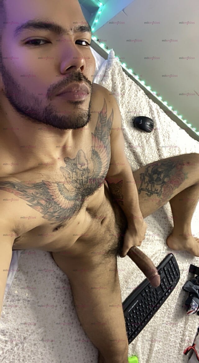 FOTOS DE JOVEN ARRECHO VERGON, DOMINANTE Y SEDUCTOR POR POCOS DÍAS.