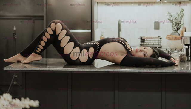 FOTOS DE ESCORT DE PERFIL EJECUTIVO PARA HOMBRES SOLVENTES