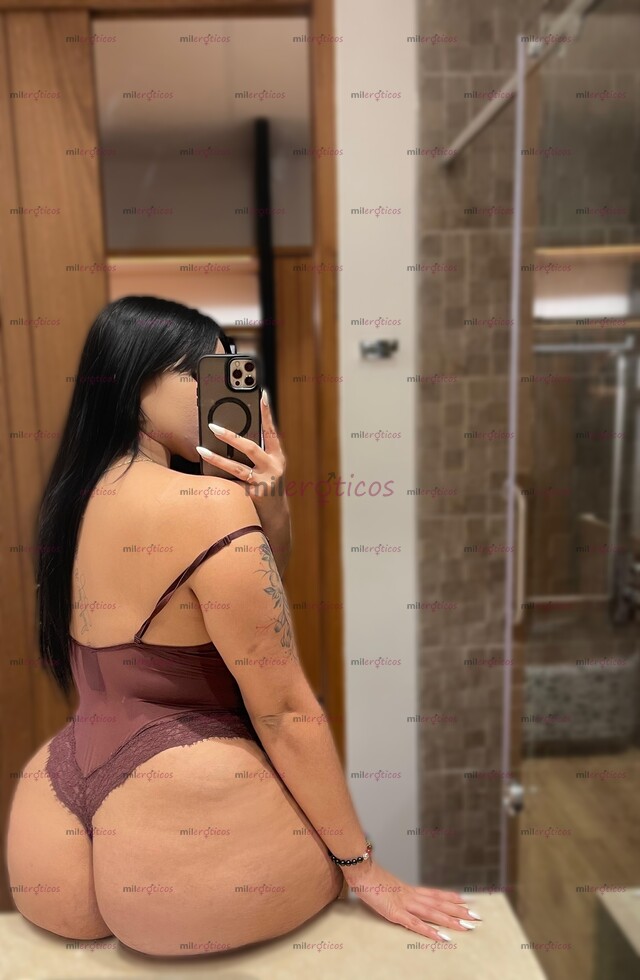 FOTOS DE DELICADA Y HERMOSA PELINEGRA MUY SENSUAL