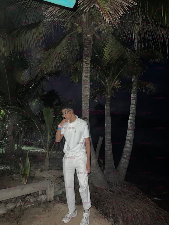 FOTOS DE JOVEN CHAVO FRESCO ESBELTO POLLITO DE GYM