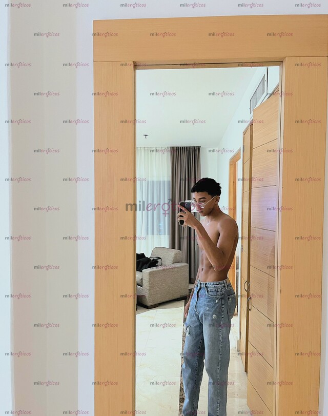 FOTOS DE JOVEN CHAVO FRESCO ESBELTO POLLITO DE GYM