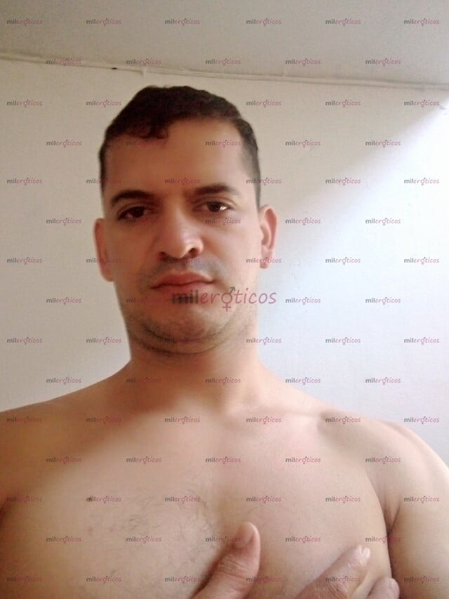FOTOS DE SOY EL MAS CALIFICADO Y CAPACITADO PARA COMPLACER Y SATISFACER TUS DESEOS