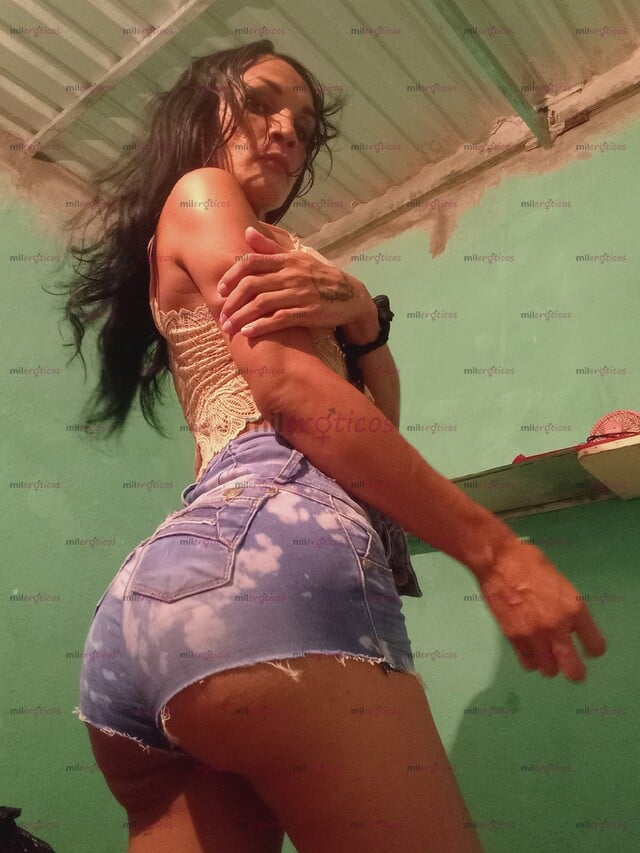 FOTOS DE MORENITA DE FUEGO HERMOSO CULOTE Y VERGA MUY FUNCIONAL