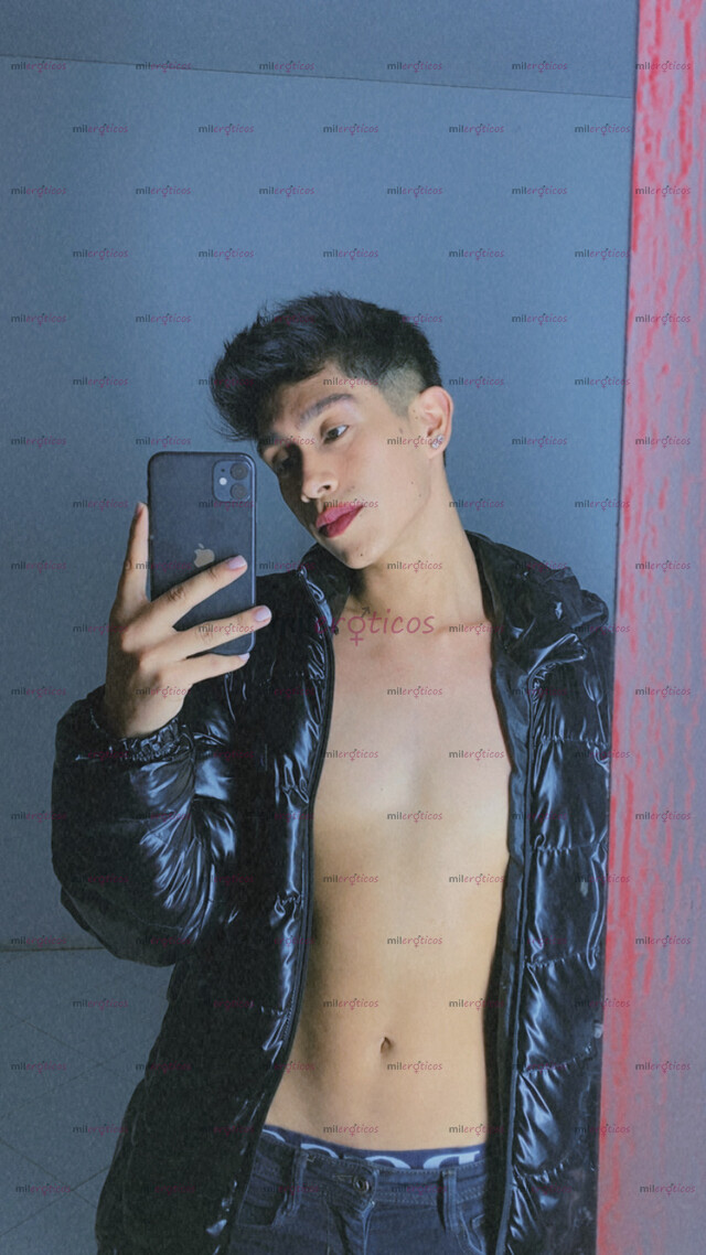 FOTOS DE HOLA SOY JACOVO CHICO JOVEN CON GANAS DE COMPLIR TUS FANTASÍAS Y PASARLA RICO