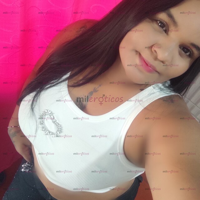 FOTOS DE RICA APRETADITA MORENA SEDUCTORA COMPLACIENTE SIN AFÁN VEN MI AMOR TE ATIENDO RI