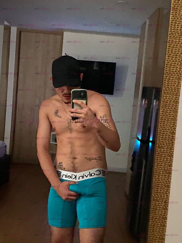 FOTOS DE 23CMACHO GRUESO GRANDE LECHERO DOTADO DOMINATE