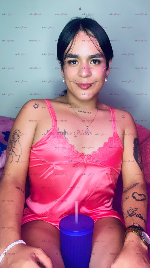 FOTOS DE HOLA AMOR SOY JULIANA CHICA TRANS LINDA Y TATUADA DISPUESTA A COMPLACERTE