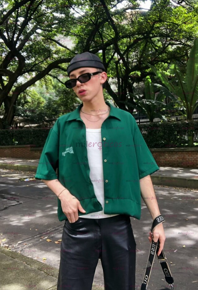 FOTOS DE CHICO UNIVERSITARIO CON GANAS DE DIVERTIRSE