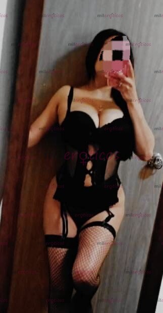 FOTOS DE JOVEN, GUAPA Y CON UN TRASERO RIQUÍSIMO !!