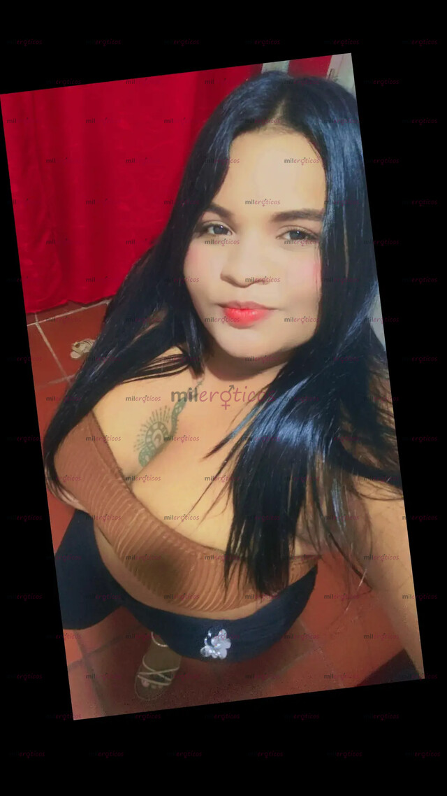 FOTOS DE MUY ATRACTIVA MUY ARDIENTE EN LA CAMA ME ENCANTA QUE ME DES DURO QUE ME MORBOSEE