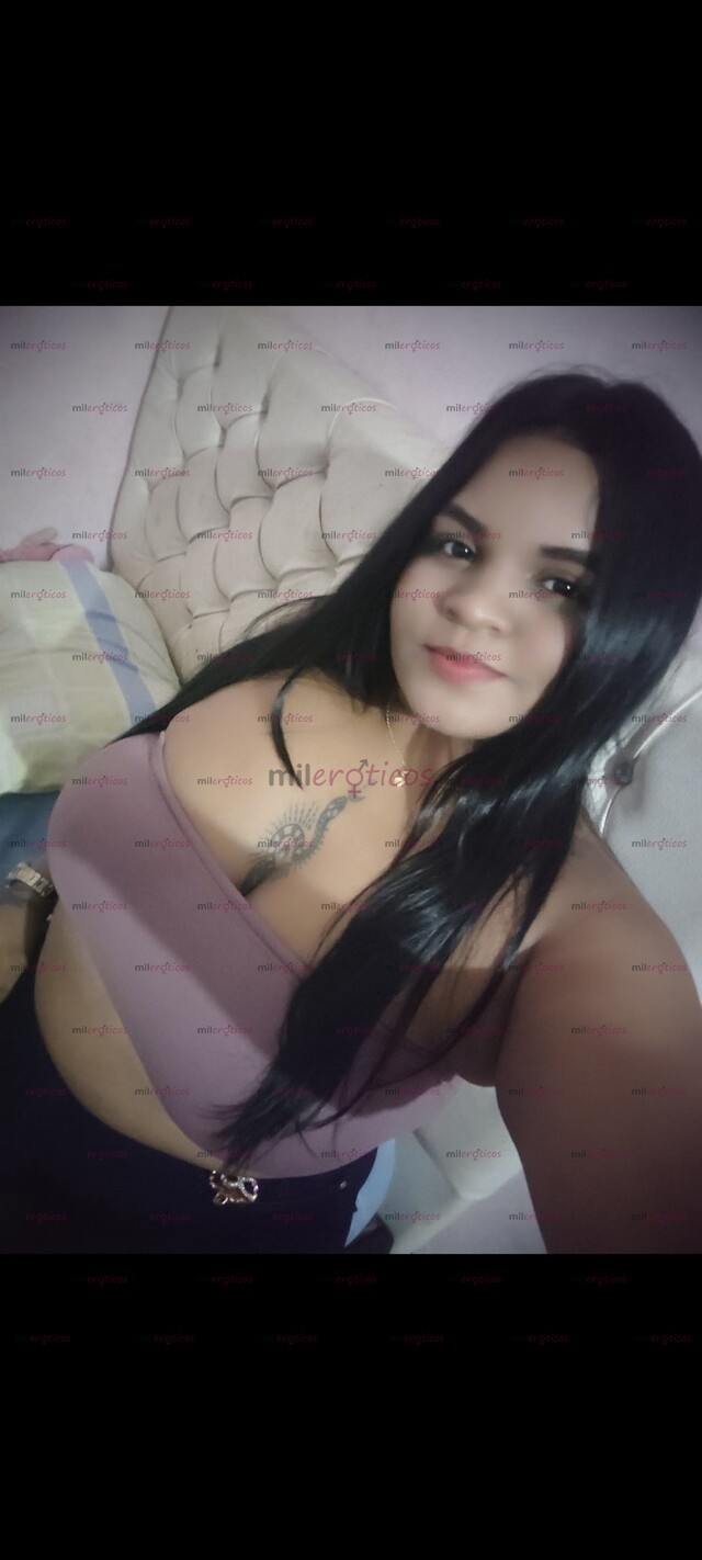 FOTOS DE MUY ATRACTIVA MUY ARDIENTE EN LA CAMA ME ENCANTA QUE ME DES DURO QUE ME MORBOSEE
