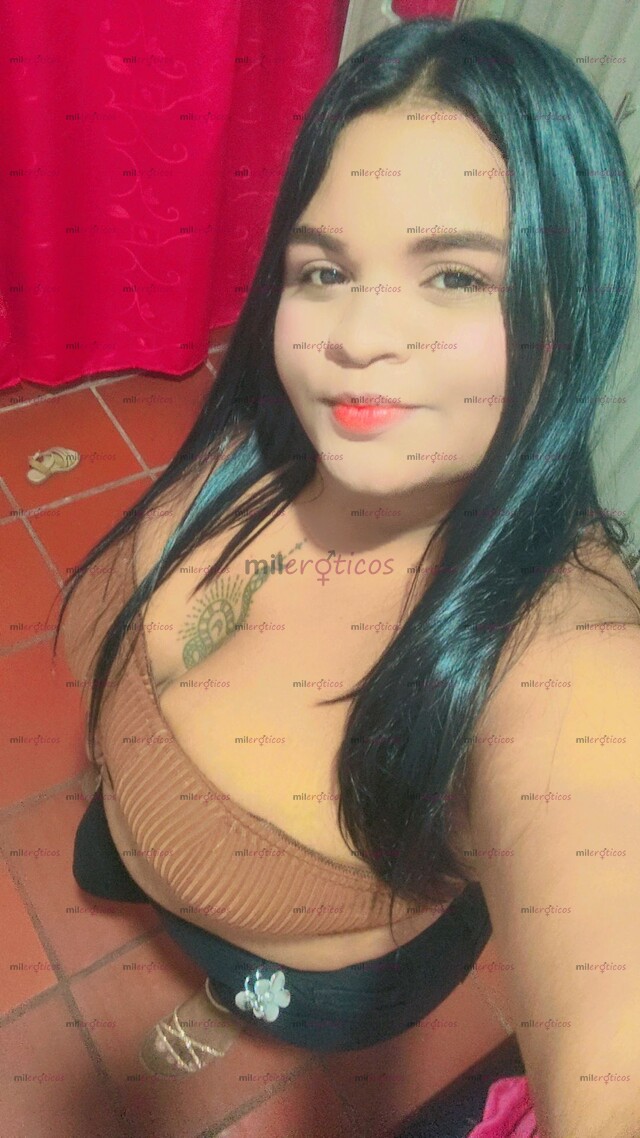 FOTOS DE MUY ATRACTIVA MUY ARDIENTE EN LA CAMA ME ENCANTA QUE ME DES DURO QUE ME MORBOSEE