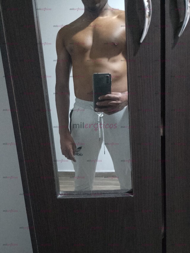 FOTOS DE MORENO, ESBELTO, ATLÉTICO, SOLO ATIENDO A MUJERES Y PAREJAS