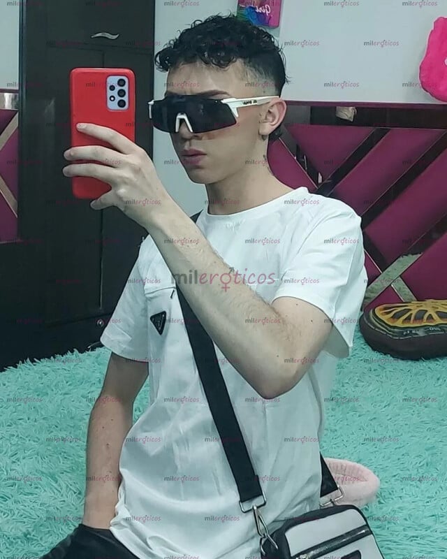 FOTOS DE SOY DAVID, POLLO VERSATIL DISPUESTO A COMPLACER TUS MAS GRANDES NESECIDADES