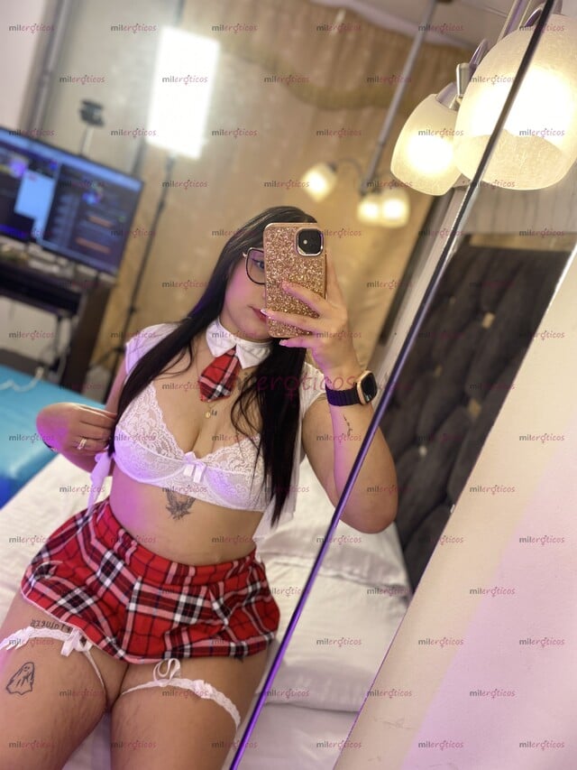FOTOS DE UNIVERSITARIA CULONA, LINDO ROSTRO ANGELICA COMPLACIENTE TRATÓ DE NOVIOS