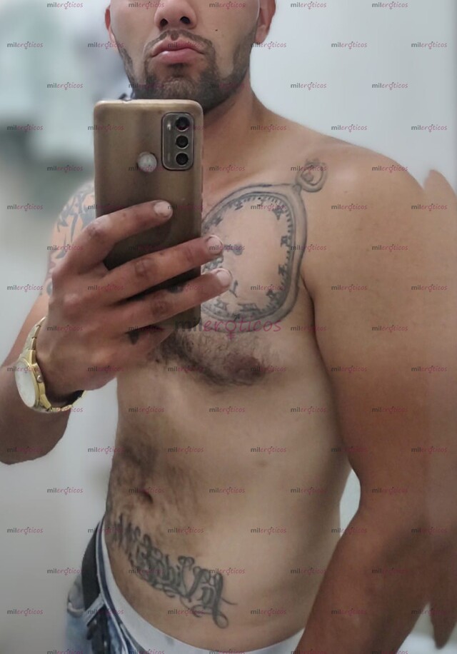FOTOS DE CHICO GUAPO COMPLACIENTE LISTO PARA BRINDAR MI SERVICIOS DE MASAJES EROTICOS REL