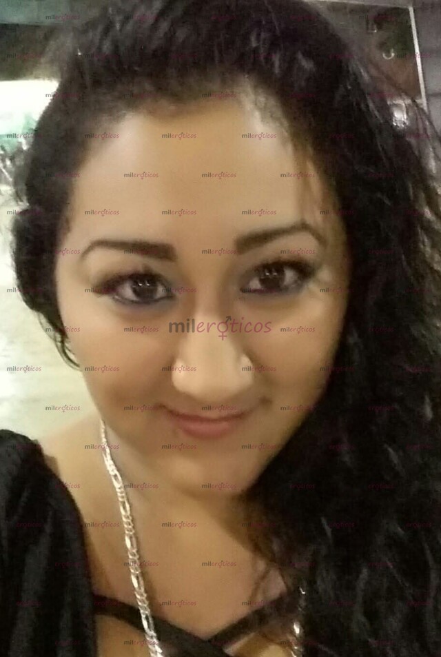 FOTOS DE HERMOSA BELLA MORENA BUENA ONDA CON LUGAR LLAMAME SIN PRISAS