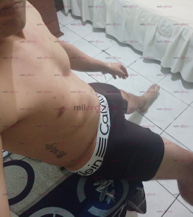 FOTOS DE HOLA SOY EL HAMBRE DE LOS MASAJE MAX RICOO CON RICO FINAL FELIZ SOLO ATIENDO MUJ