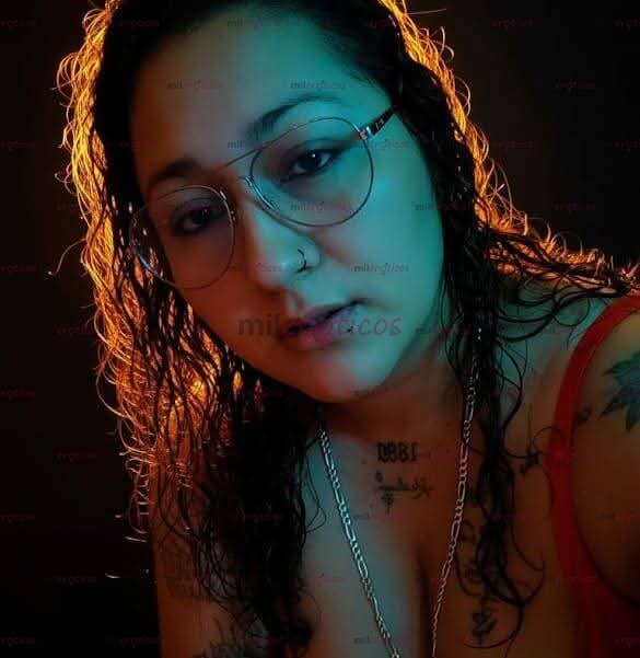 FOTOS DE HERMOSA MORENA REAL CON LUGAR SIN PRISAS BUEN TRATO