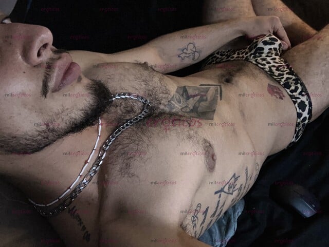 FOTOS DE ACT CERDO MORBOSO, CUMPLO FETICHES, 10 10 EN LA CAMA SOLO GENTE SERIA