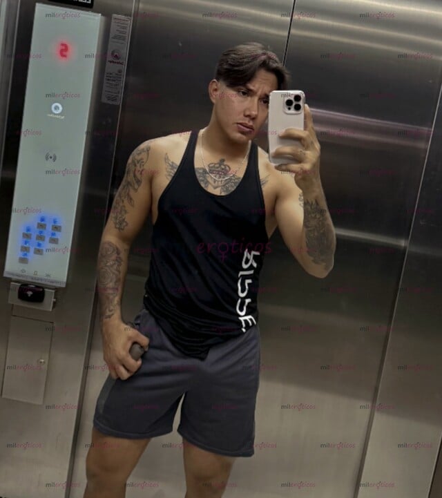 FOTOS DE CHICO CON DELICIOSA VERGA DE 19 CM CON LUGAR