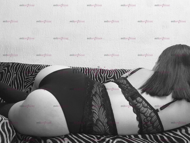 FOTOS DE BRILLITH WERITA BONITA 19 AÑOS CHICA PETTIT