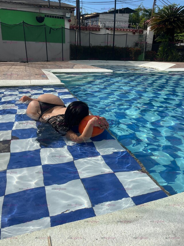 FOTOS DE INOCENTE PAISA DE 18 AÑOS, DISPONIBLE PARA HACER TUS DESEOS REALIDAD.