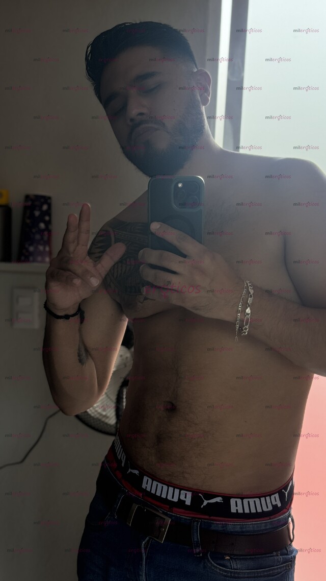 FOTOS DE ATRACTIVO ARDIENTE Y CACHONDO VEN A DISFRUTAR